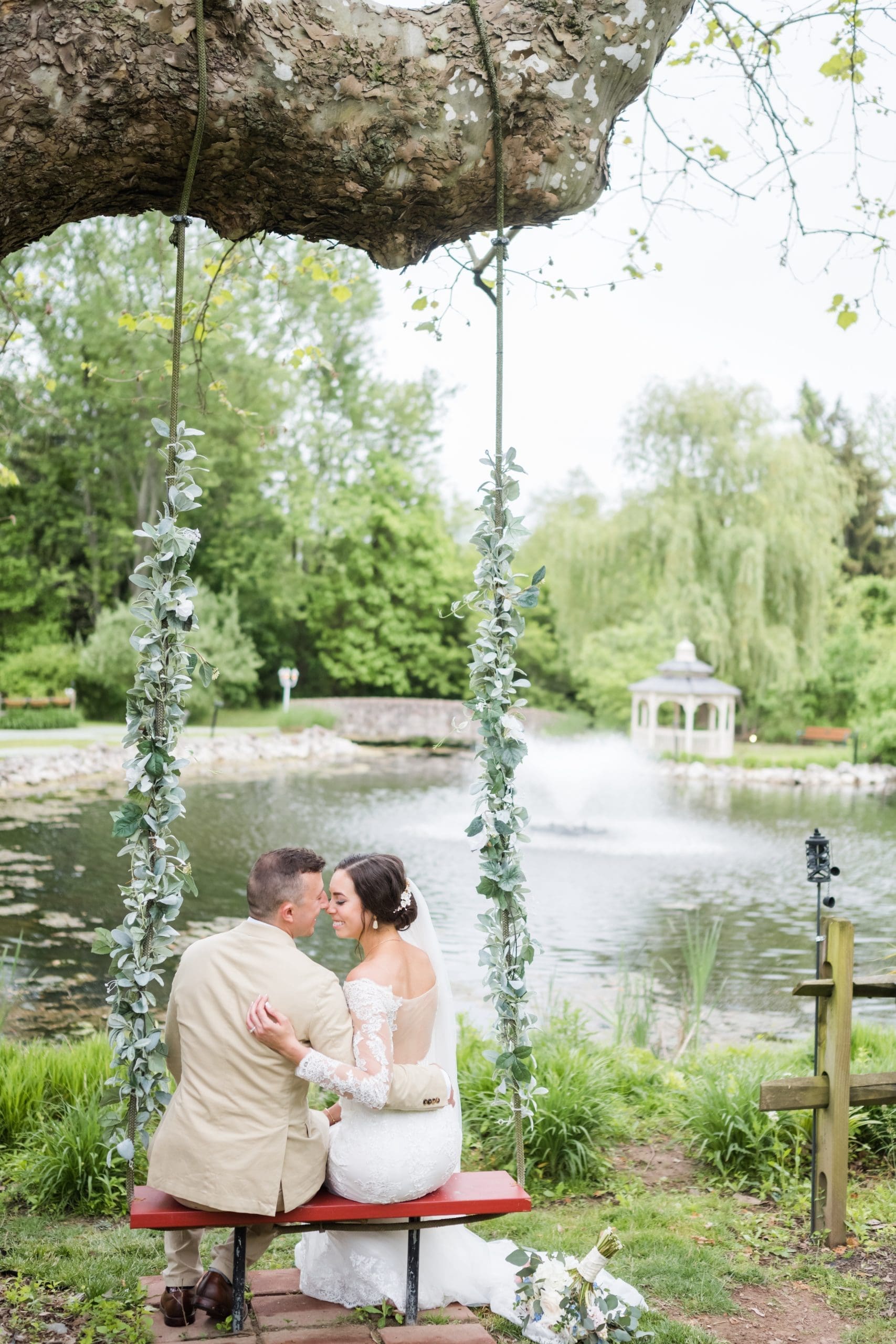 Sarah and Chris' Wedding at Manorhouse at Prophecy Creek | Philadelphia Wedding Photographer Andrea Krout Photography